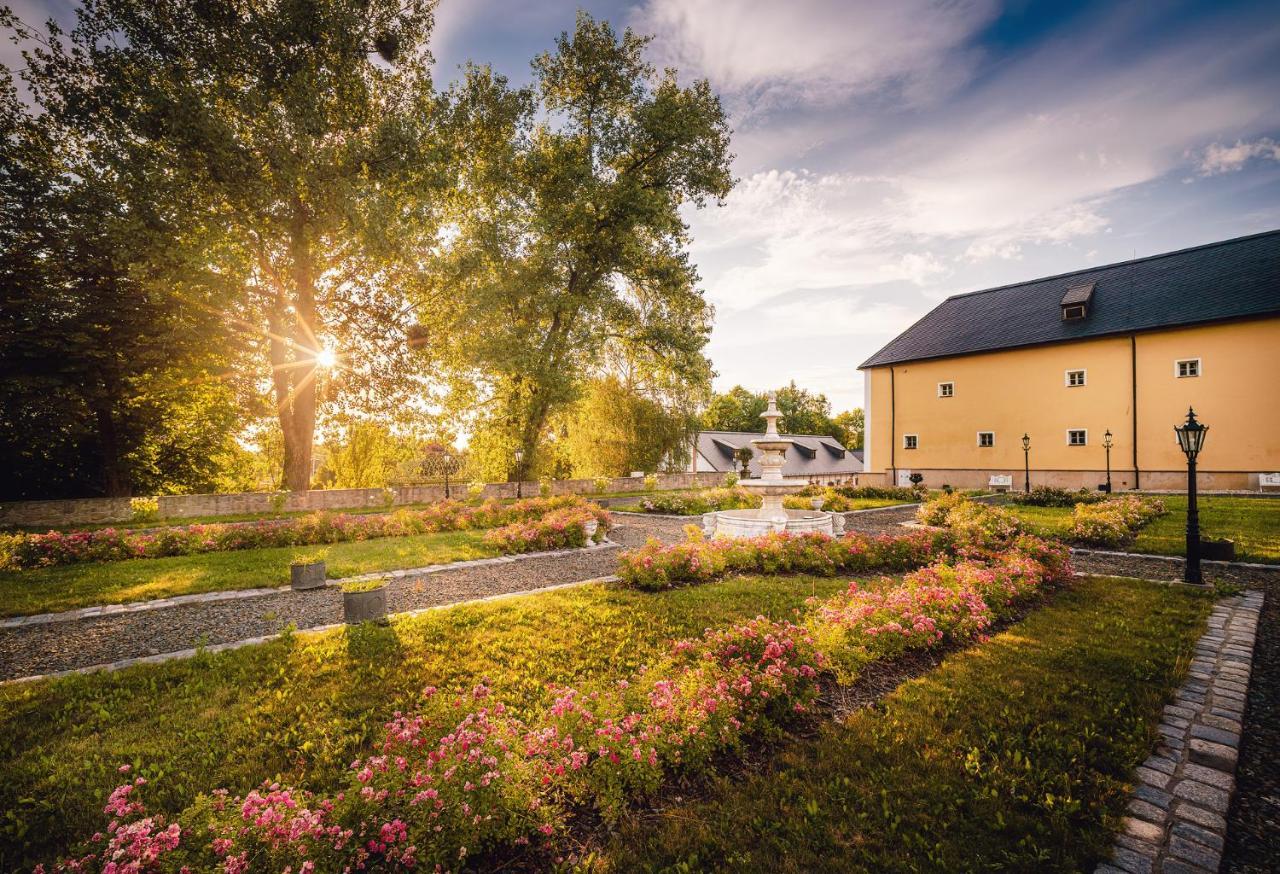 Chateau Rychvald Hotel Ostrava Eksteriør billede